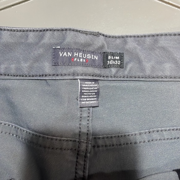 Van Heusen slim flex jeans - Picture 2 of 3